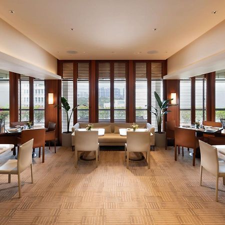 Conrad Singapore Orchard Экстерьер фото